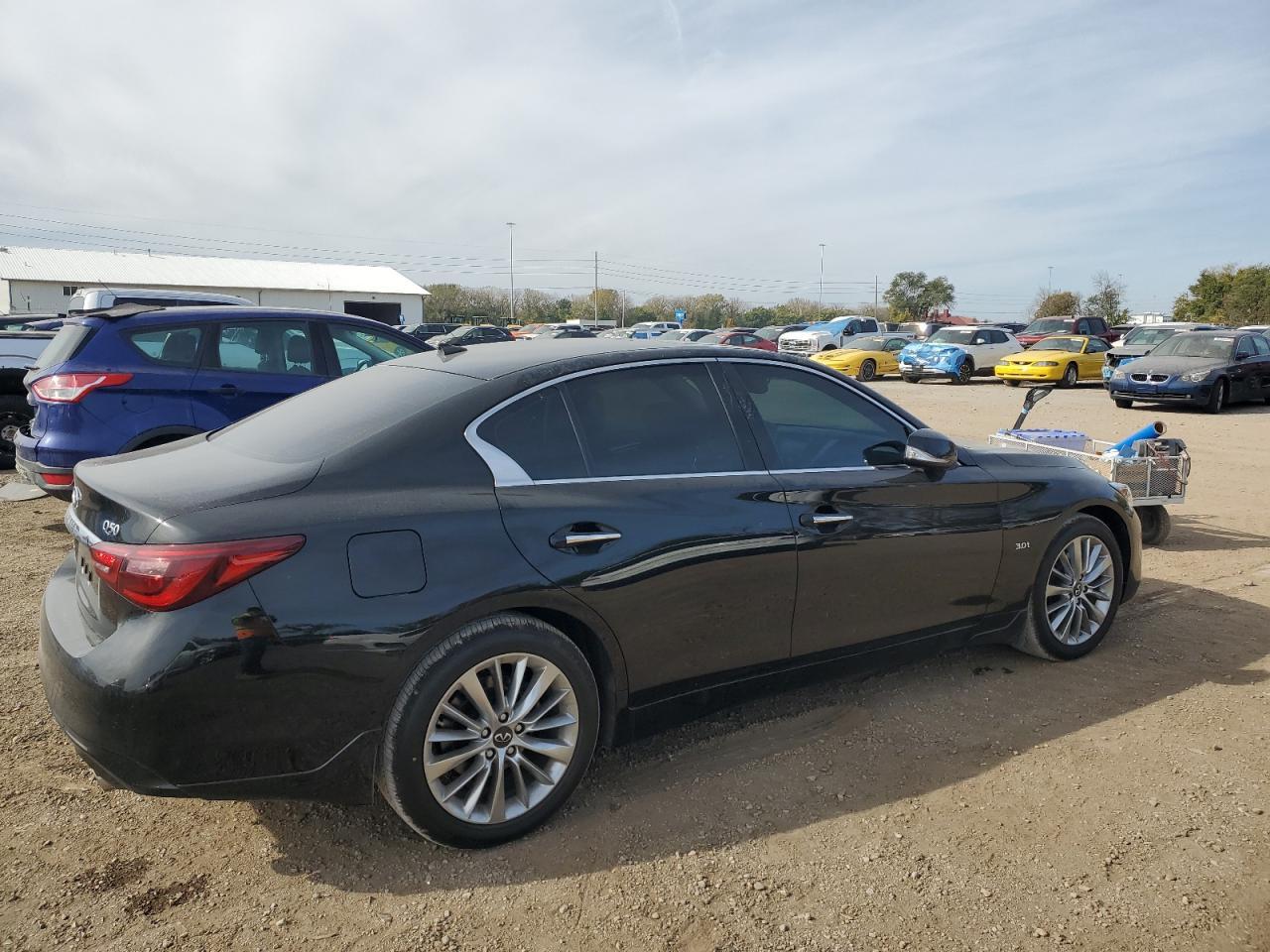 2019 Infiniti Q50 Luxe - Фото 3