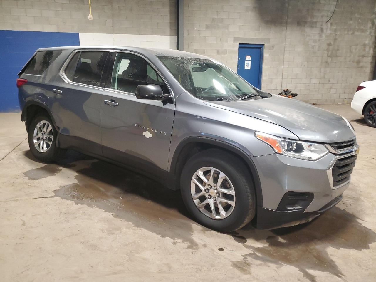 2020 Chevrolet Traverse Ls - Image 4