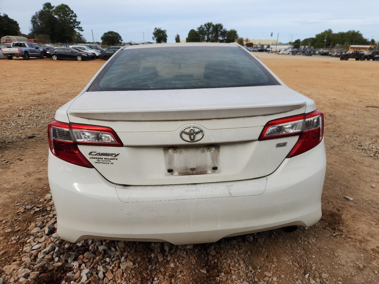 2013 Toyota Camry L - Фото 6