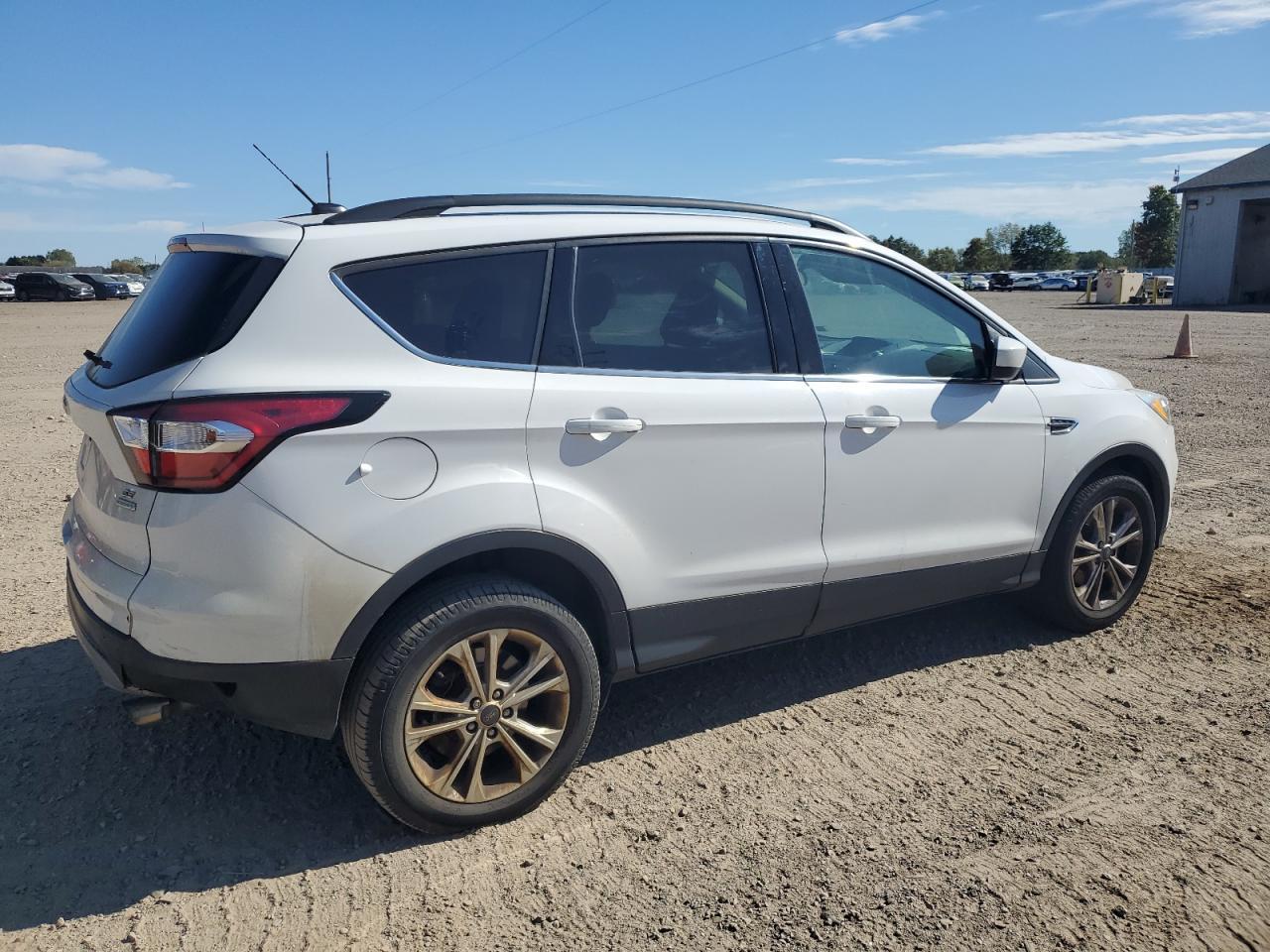 2018 Ford Escape Se - Фото 3