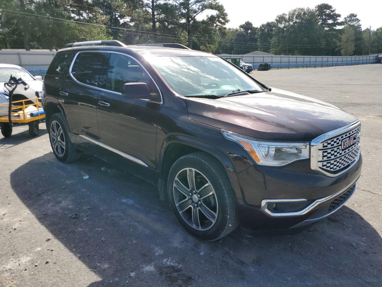 2018 GMC Acadia Denali - Фото 4