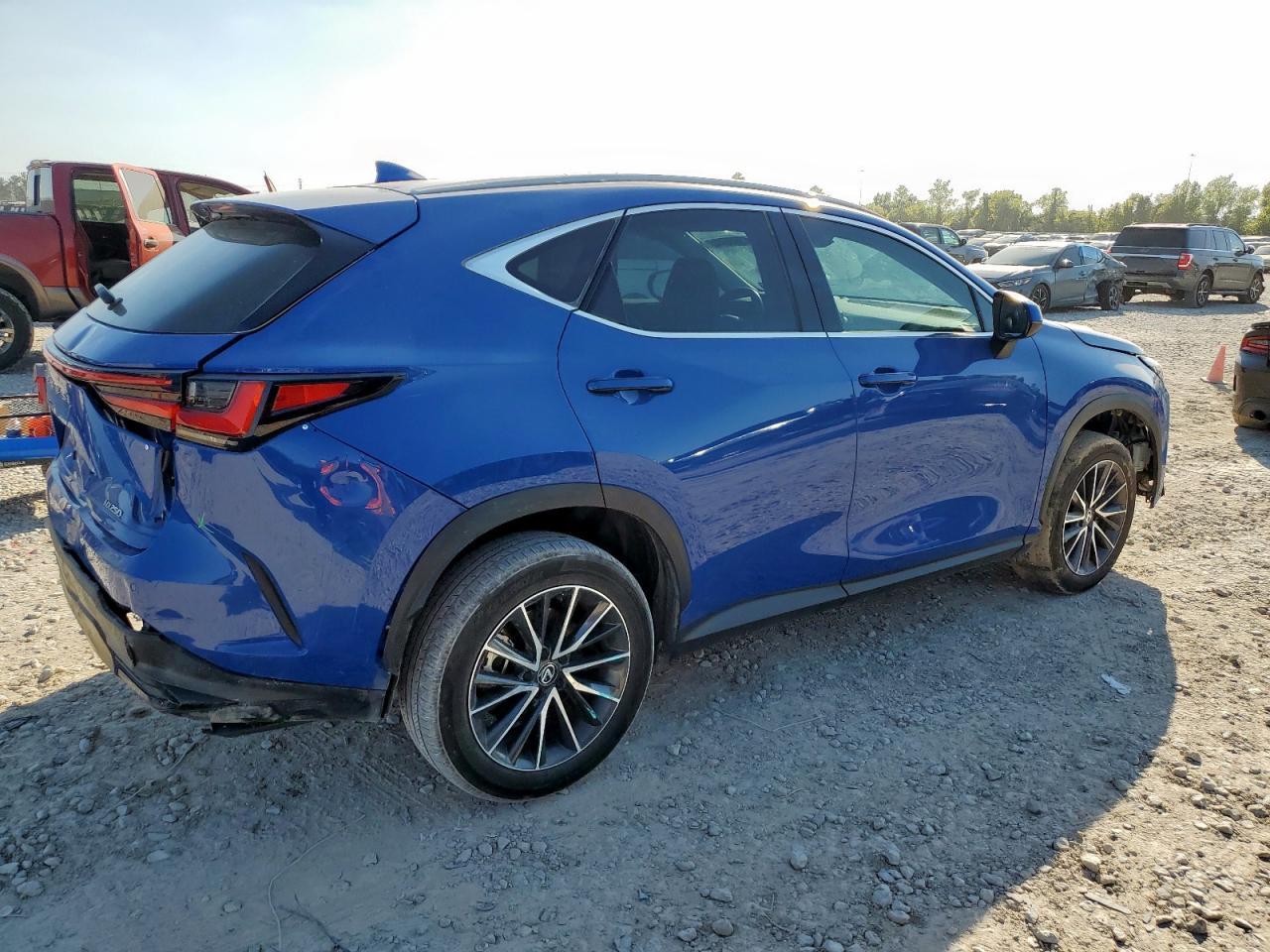 2025 Lexus Nx 250 Premium - Фото 3