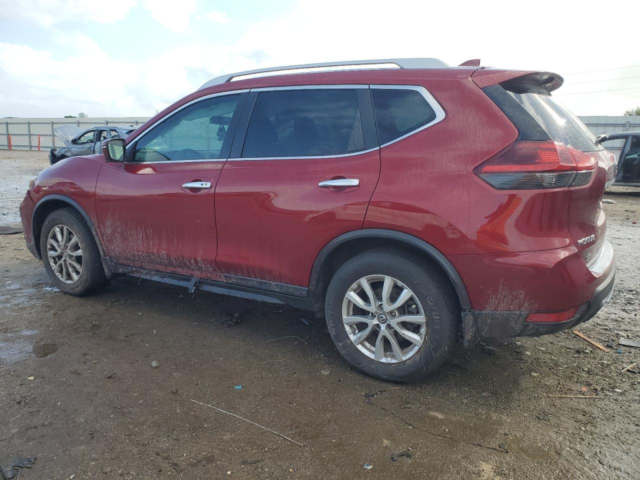 2018 Nissan Rogue S - Image 2