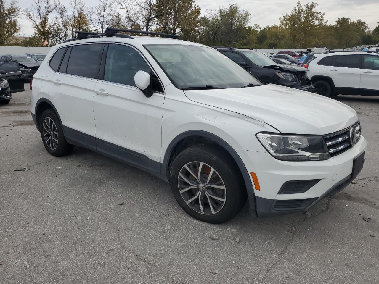 2019 Volkswagen Tiguan Se - Image 4