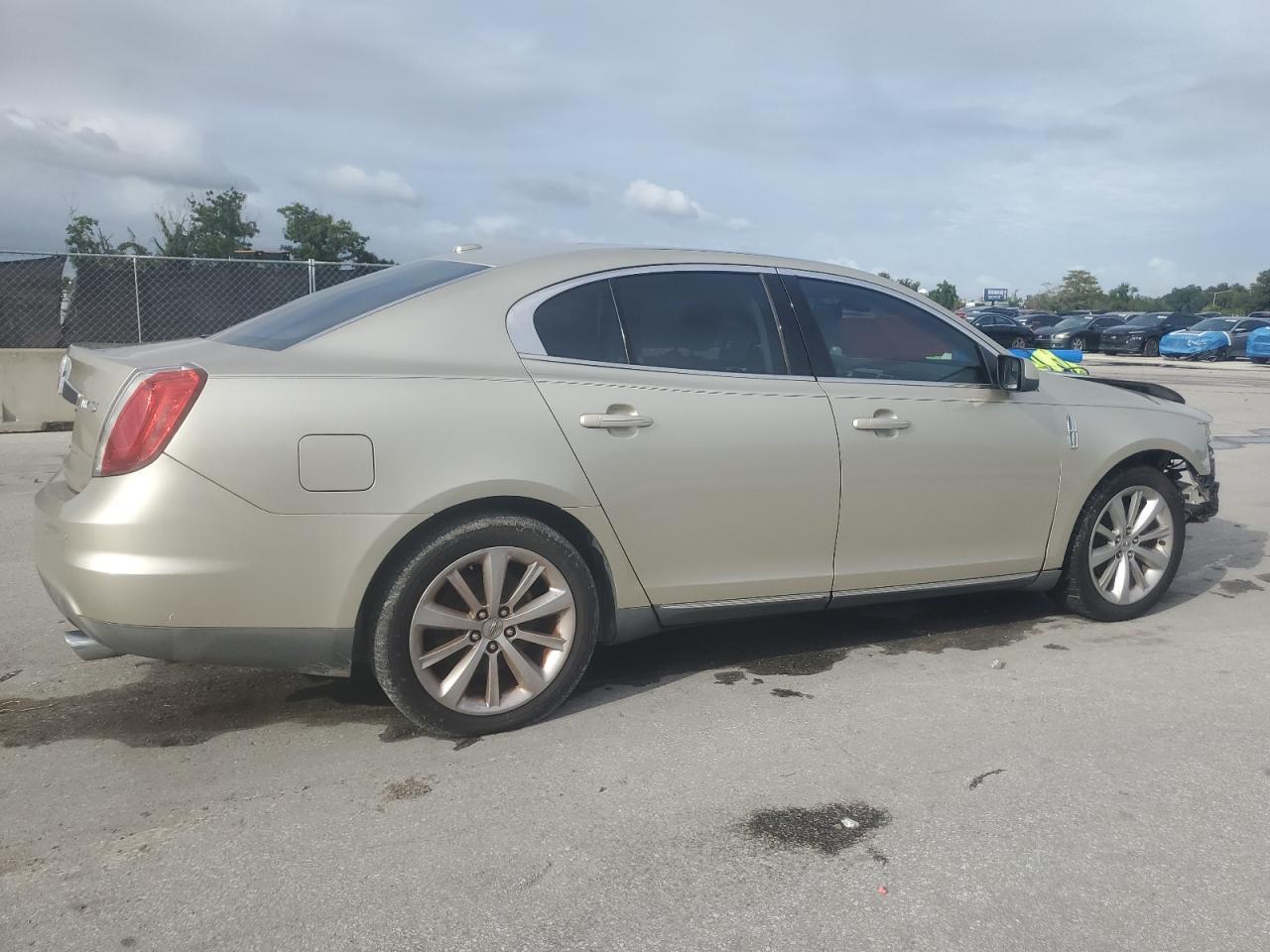 2011 Lincoln Mks - Фото 3