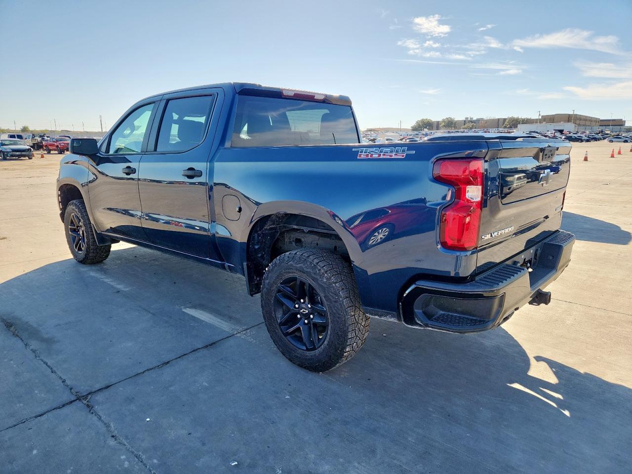2021 Chevrolet Silverado K1500 Trail Boss Custom - Image 2