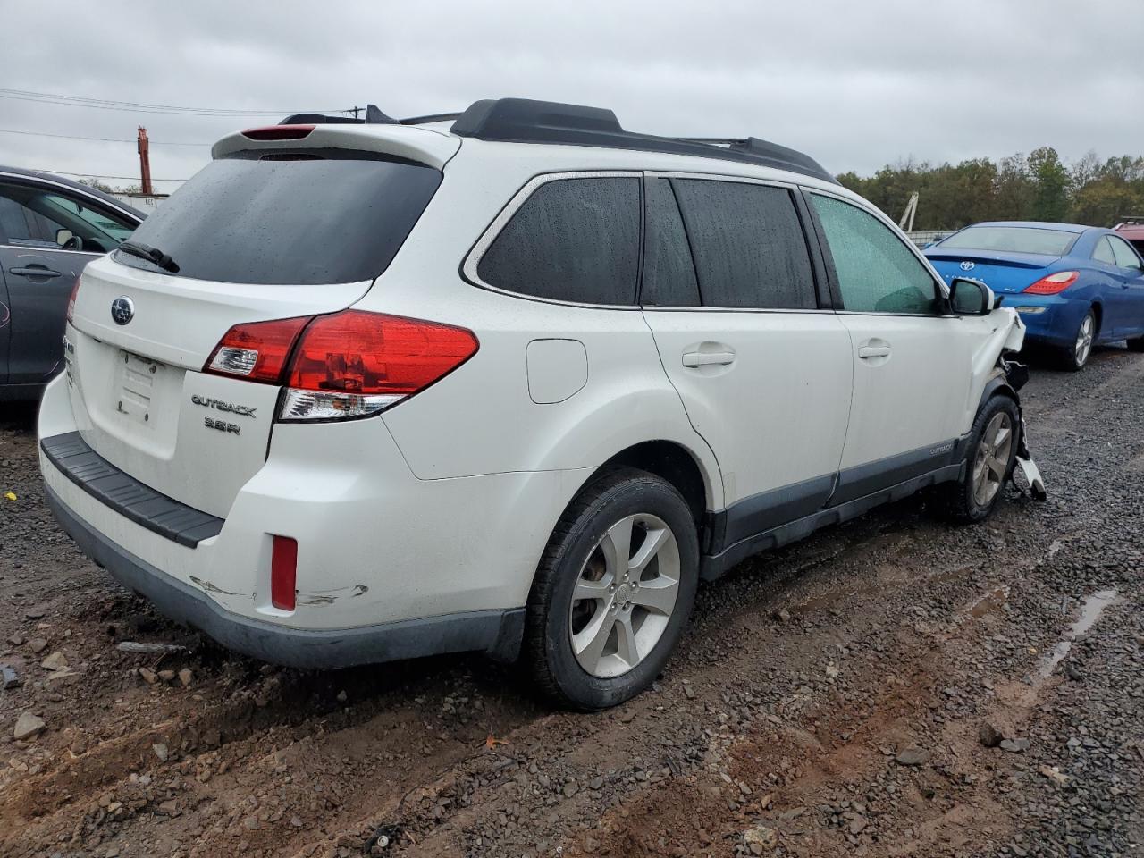 2014 Subaru Outback 3.6R Limited - Фото 3