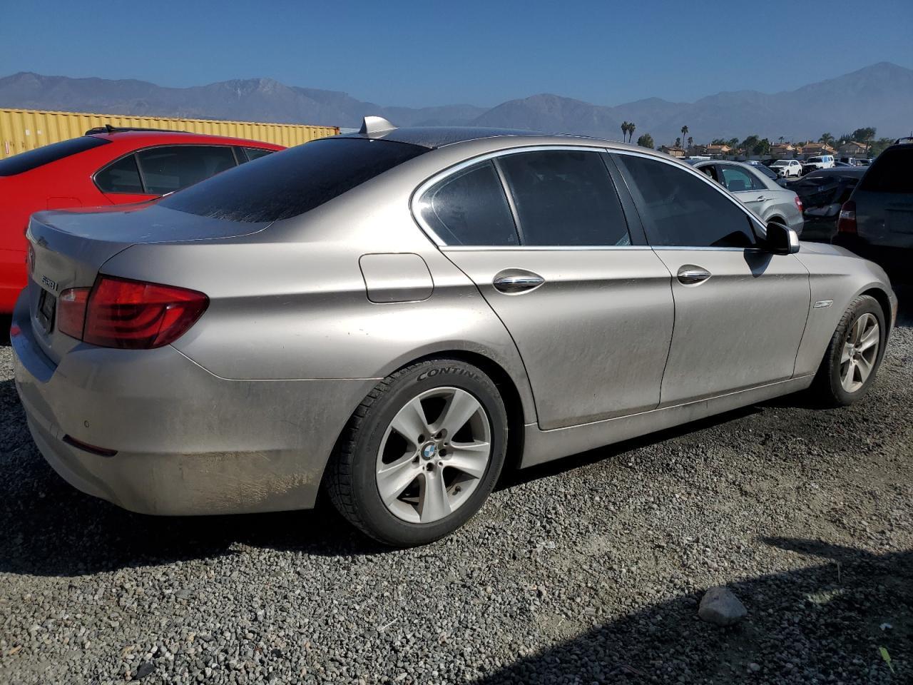 2013 BMW 528 Xi - Image 3