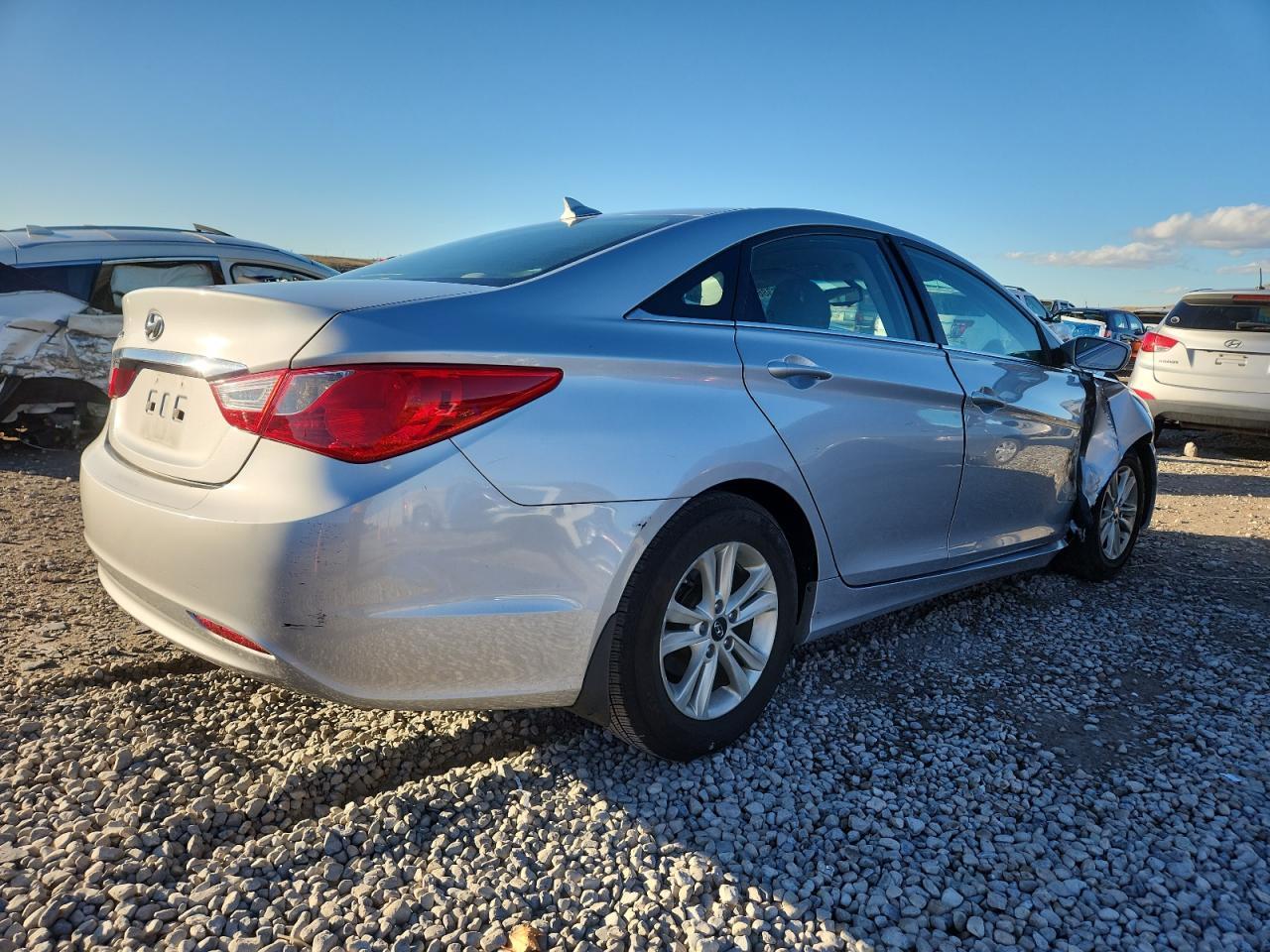 2013 Hyundai Sonata Gls - Image 3