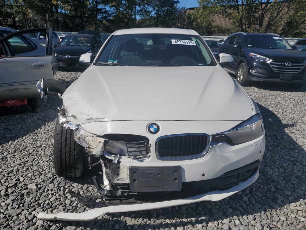 2016 BMW 320 I - Image 5