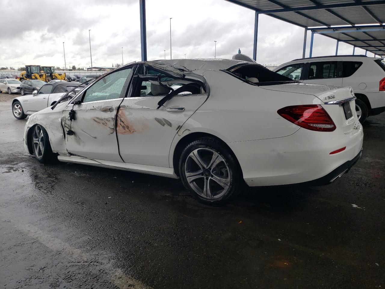 2019 Mercedes-Benz E 300 - Image 2