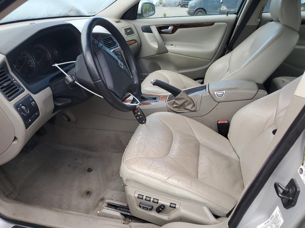 2005 Volvo S60 - Image 7