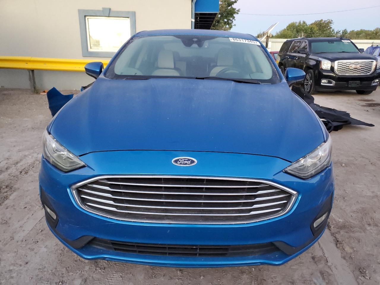 2020 Ford Fusion Se - Фото 5