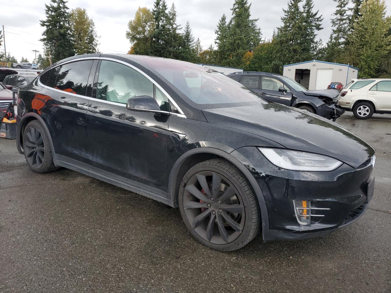 2018 Tesla Model X - Фото 4