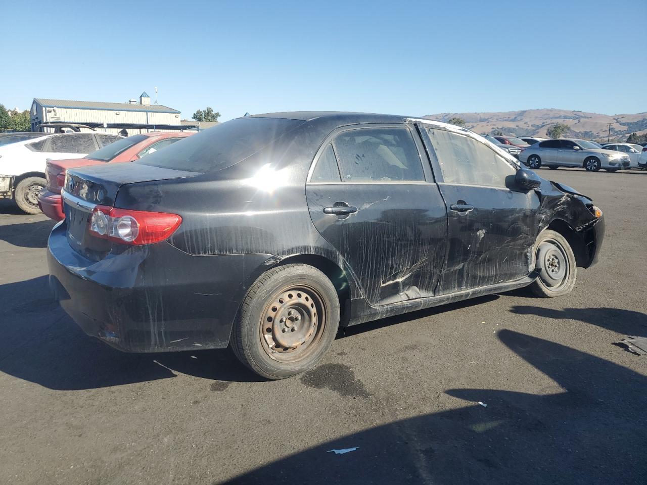 2013 Toyota Corolla Base - Фото 3