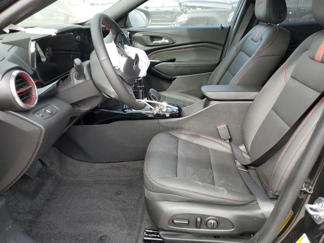 2025 Chevrolet Trax 2Rs - Фото 7