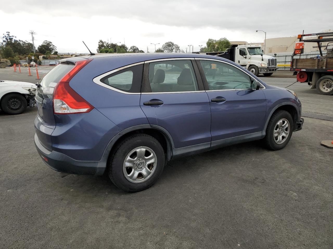 2014 Honda Cr-V Lx - Image 3