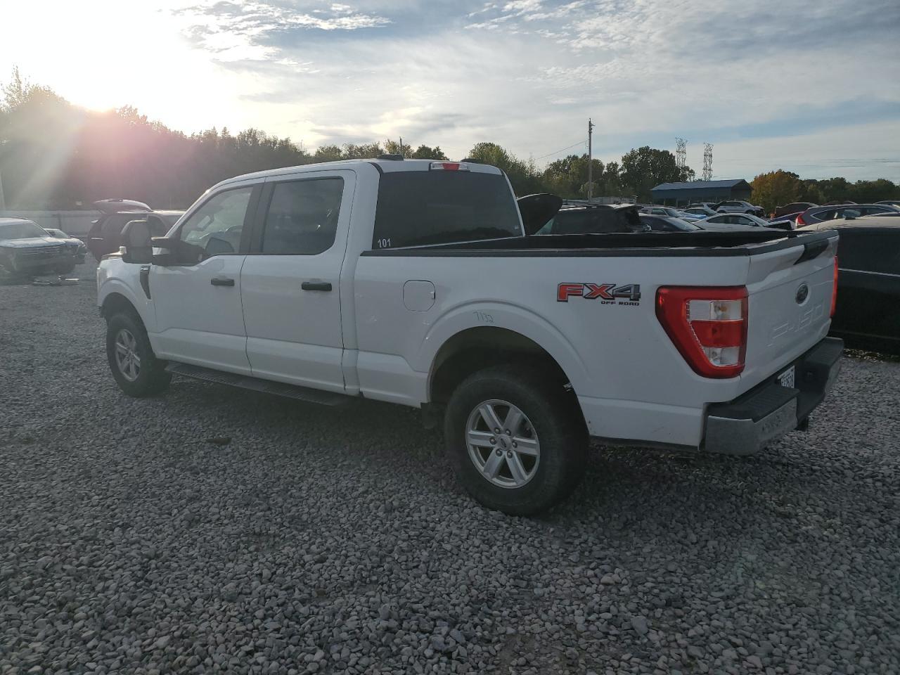 2021 Ford F150 Supercrew - Фото 2