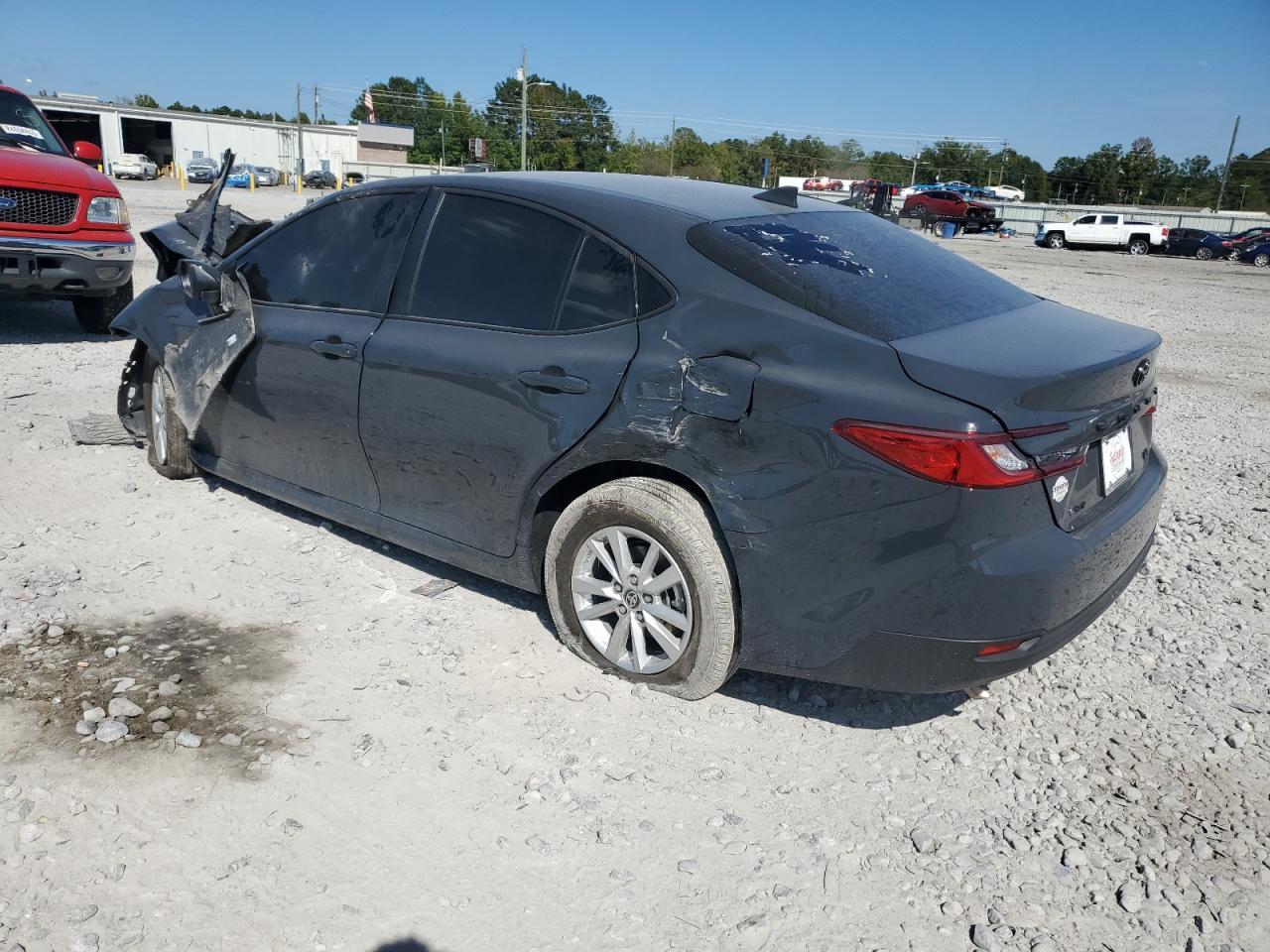 2025 Toyota Camry Xse - Фото 2