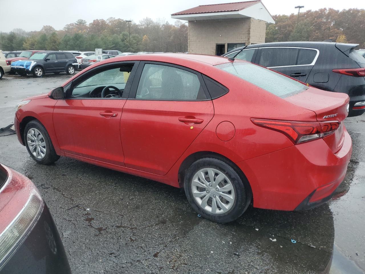2021 Hyundai Accent Se - Image 2