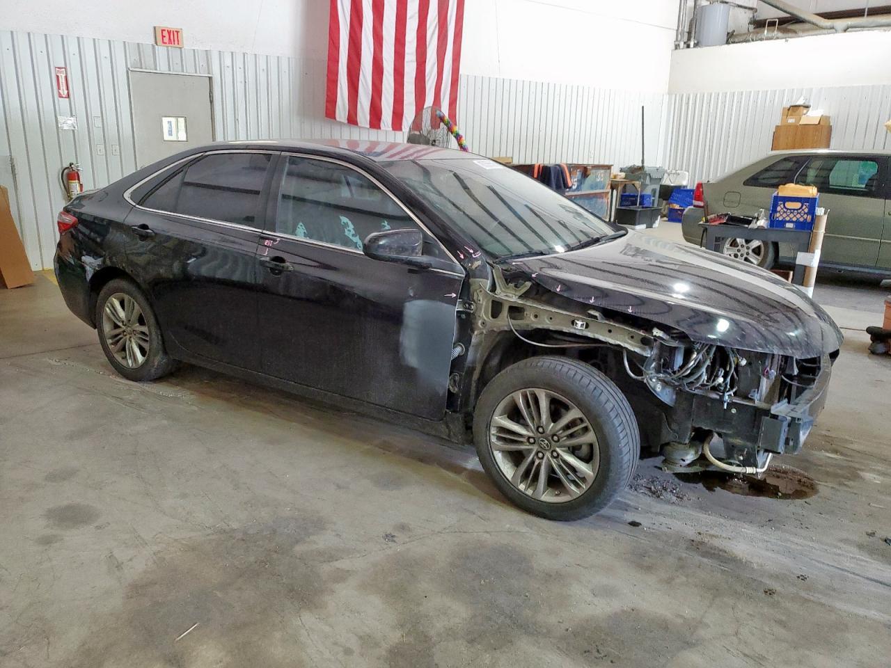2017 Toyota Camry Se - Image 4
