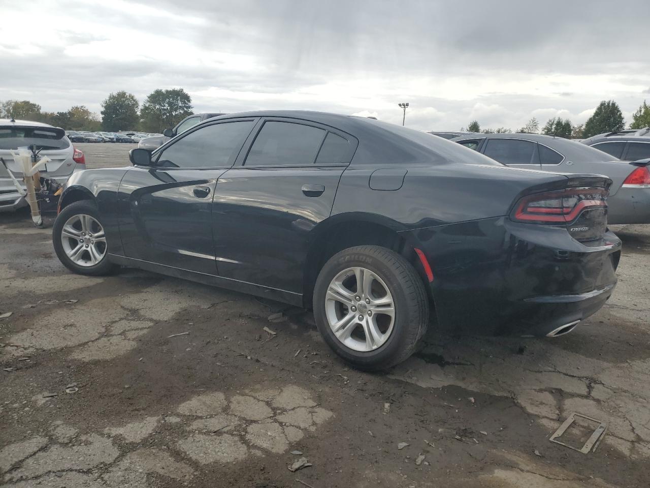 2022 Dodge Charger Sxt - Фото 2