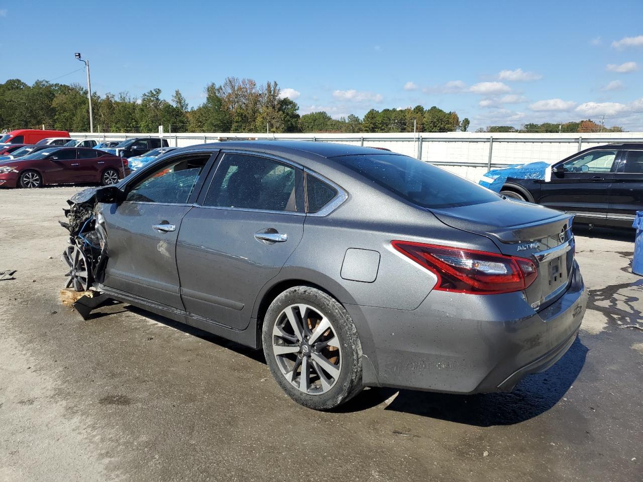 2017 Nissan Altima 2.5 Sr - Фото 2