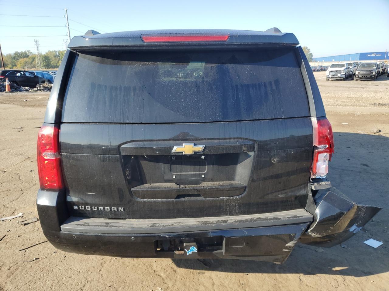 2015 Chevrolet Suburban K1500 Lt - Фото 6