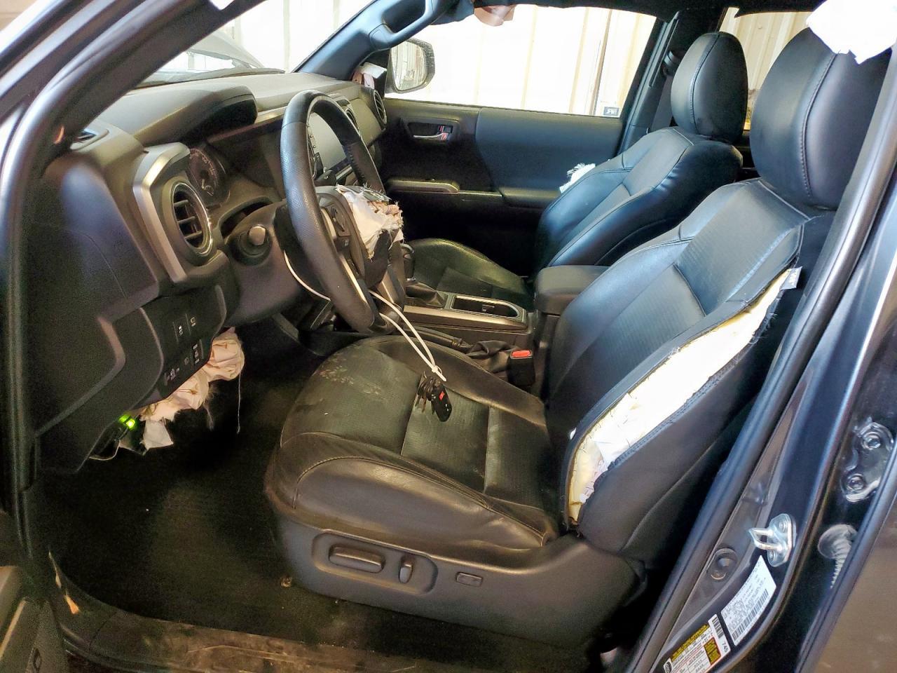 2023 Toyota Tacoma Double Cab - Image 7