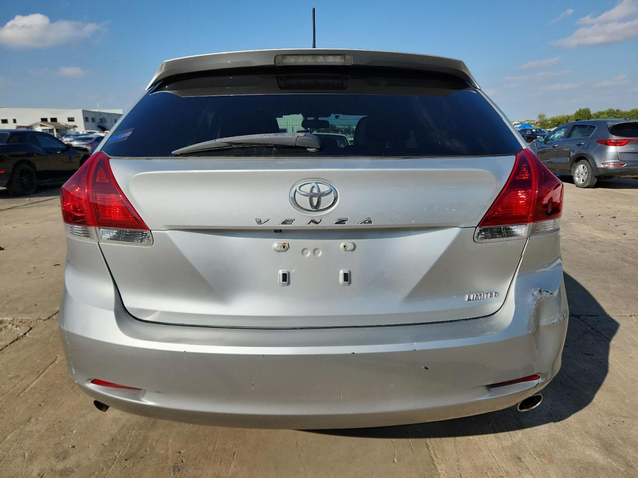 2013 Toyota Venza Le - Image 6