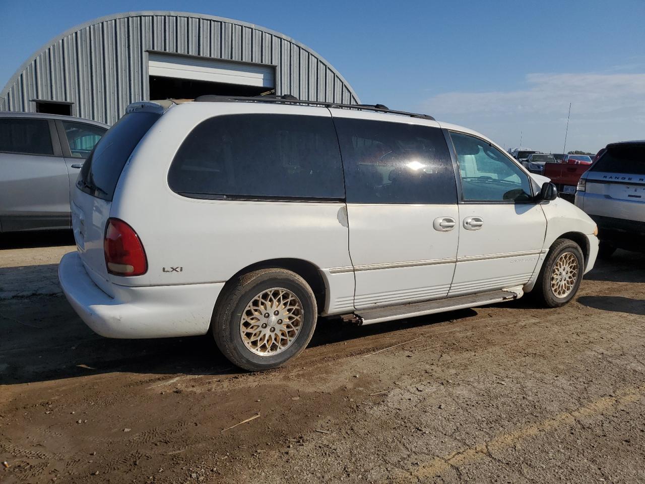 1998 Chrysler Town & Country Lxi - Фото 3