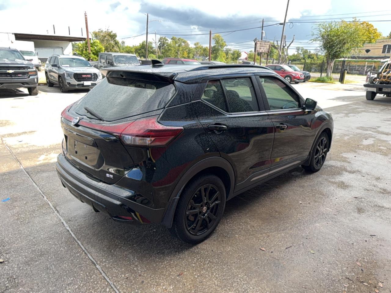 2021 Nissan Kicks Sr - Фото 4