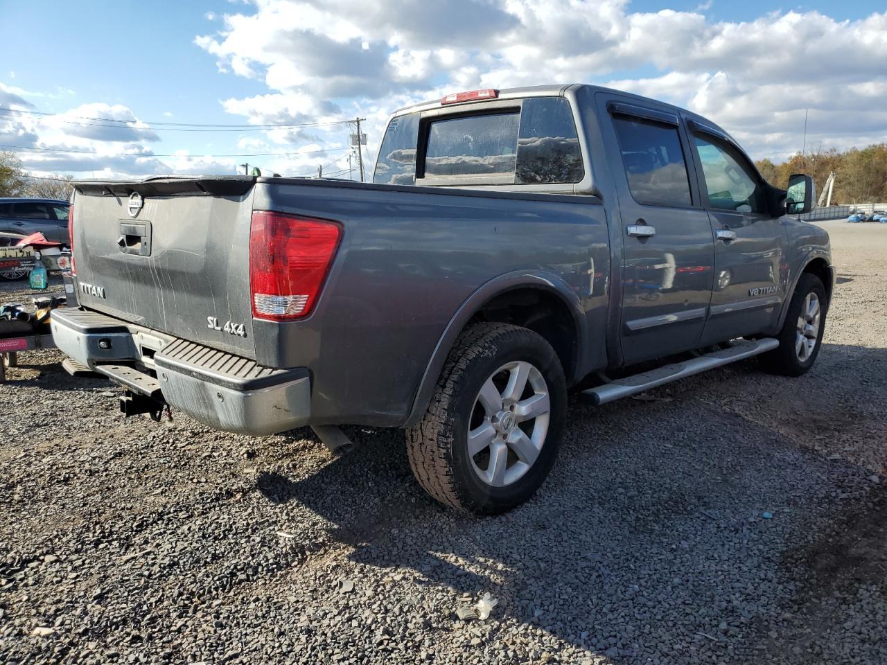 2014 Nissan Titan S - Фото 3