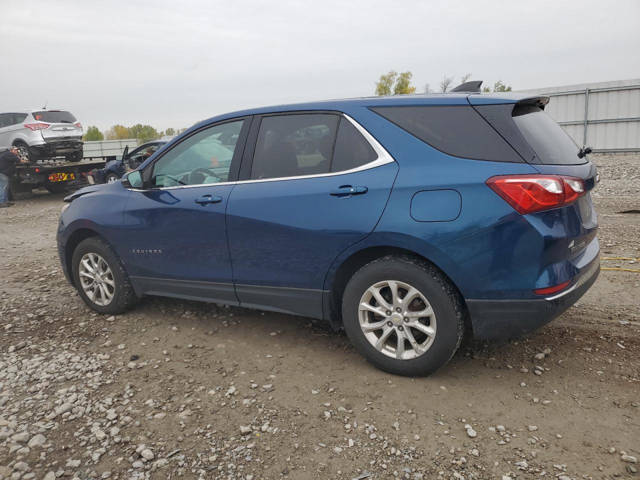 2019 Chevrolet Equinox Lt - Image 2