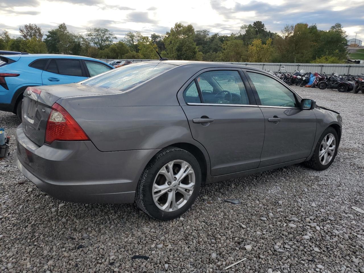 2012 Ford Fusion Se - Image 3