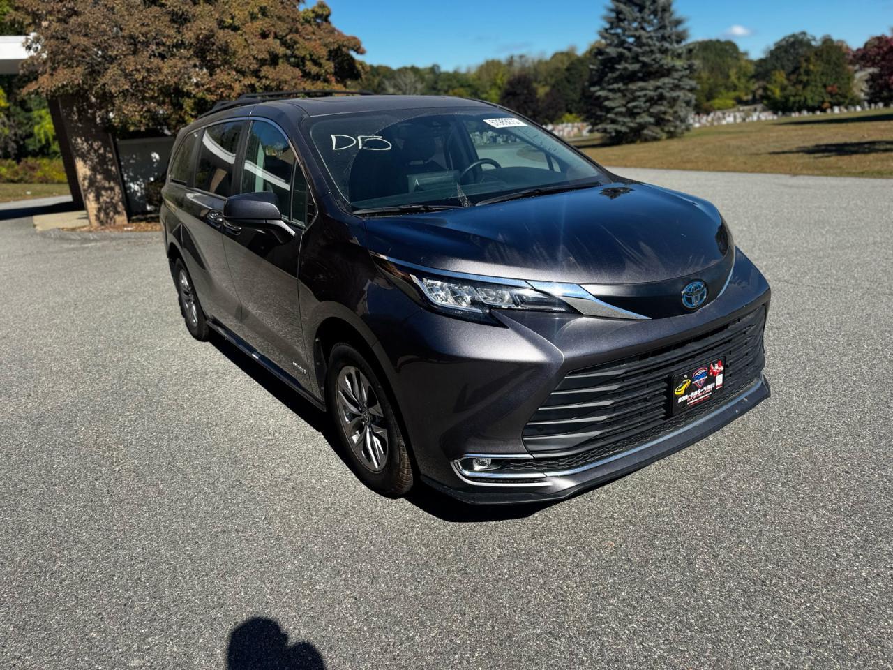 2021 Toyota Sienna Xle