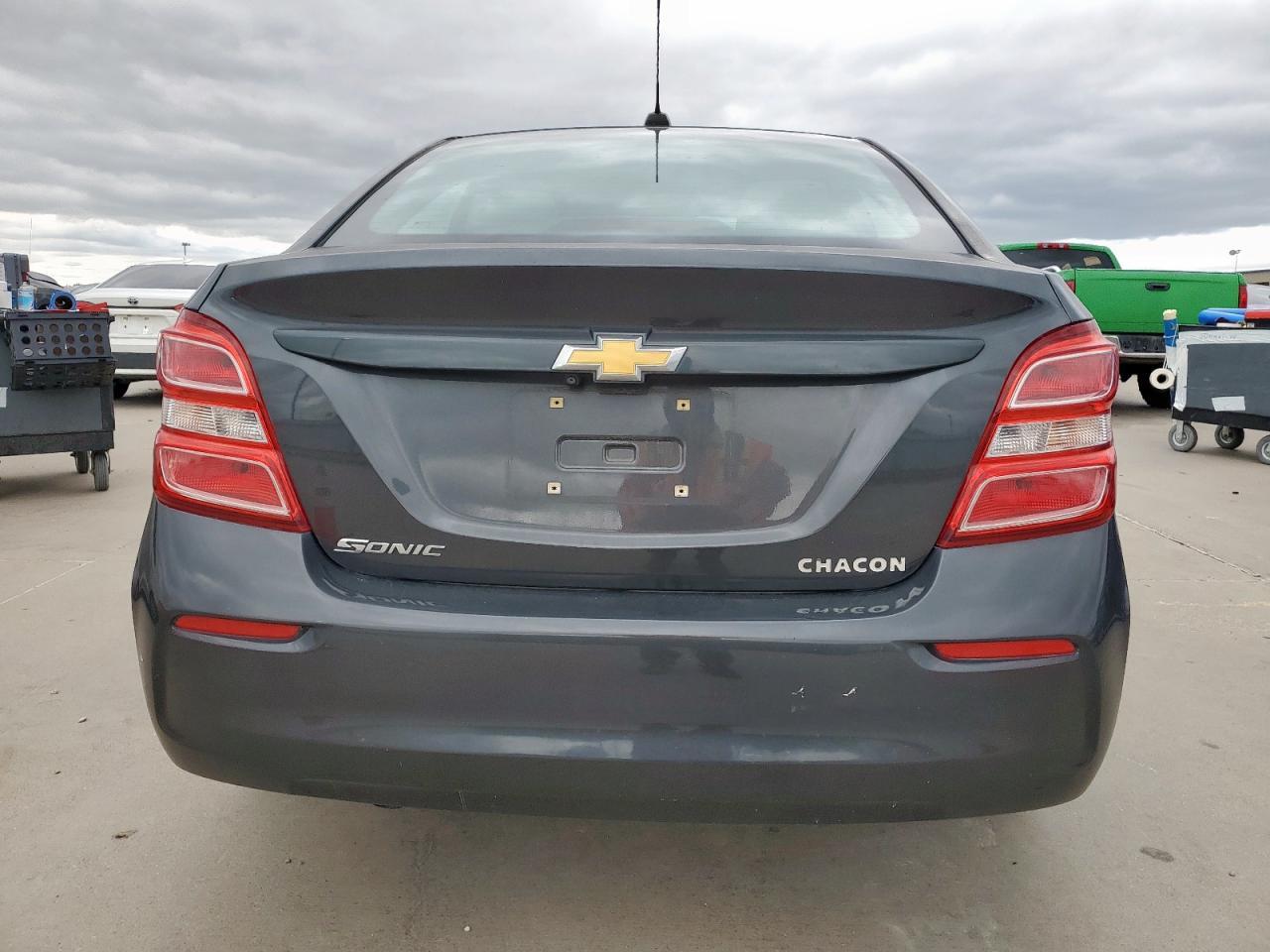 2017 Chevrolet Sonic Ls - Image 6