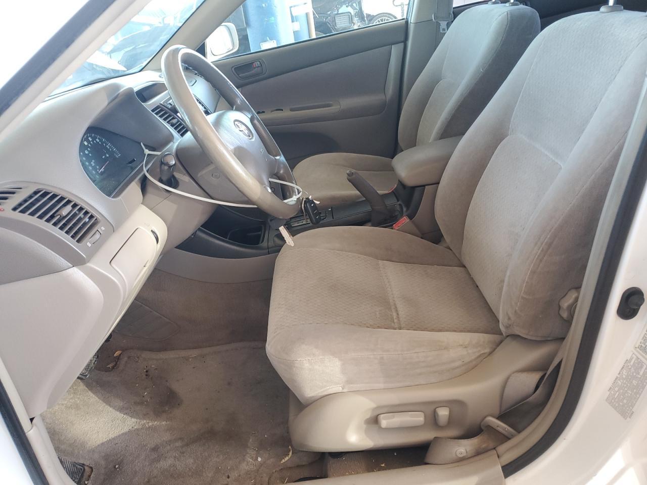 2002 Toyota Camry - Фото 7