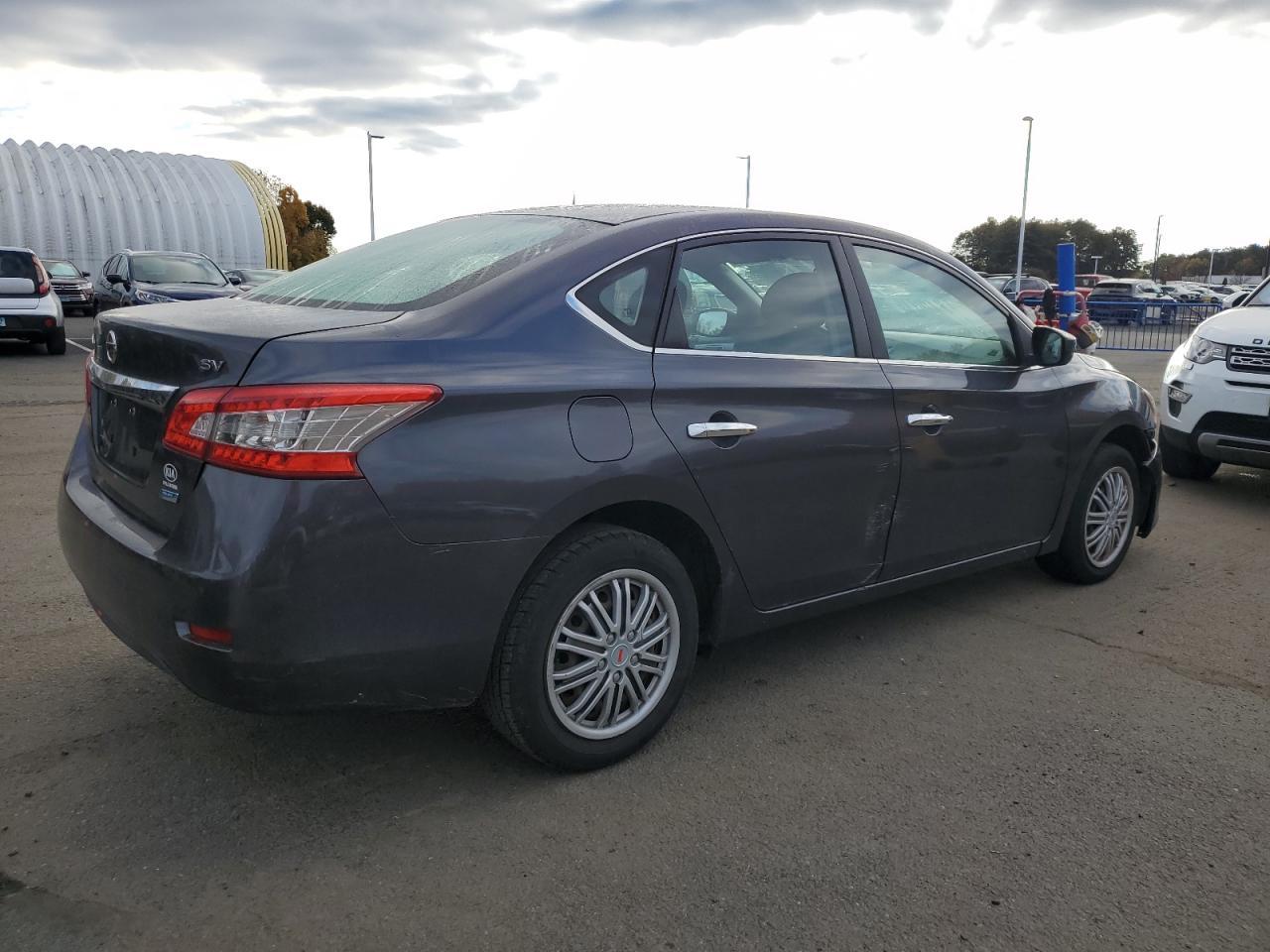 2014 Nissan Sentra S - Фото 3