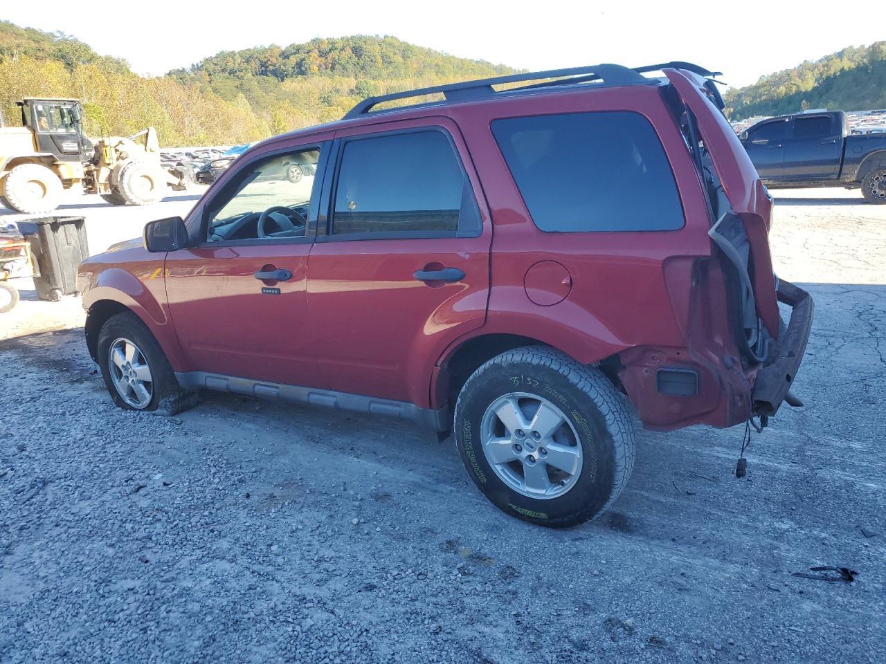 2009 Ford Escape Xlt - Image 2