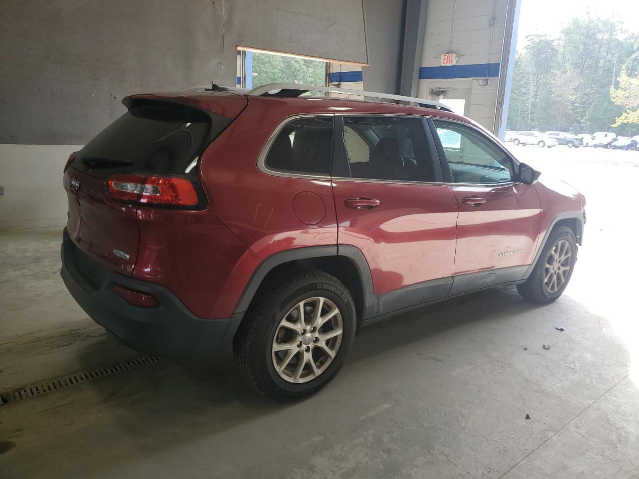 2015 Jeep Cherokee Latitude - Фото 3