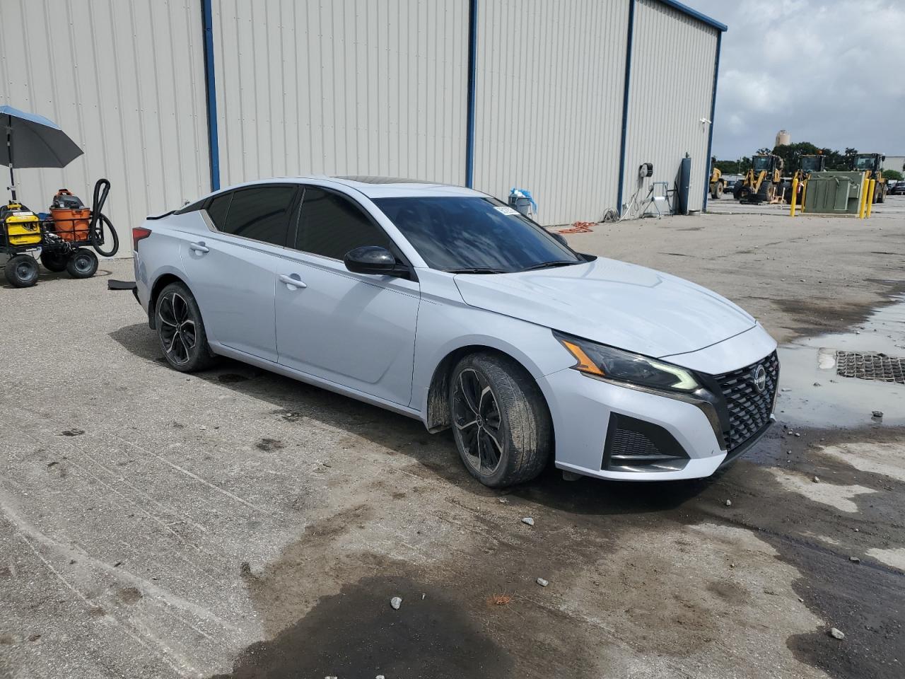 2023 Nissan Altima Sr - Фото 4