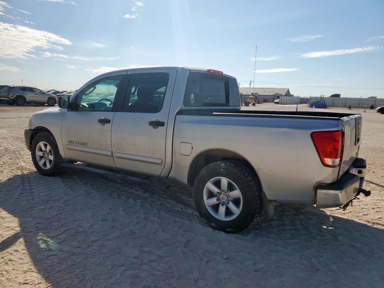 2008 Nissan Titan Xe - Фото 2