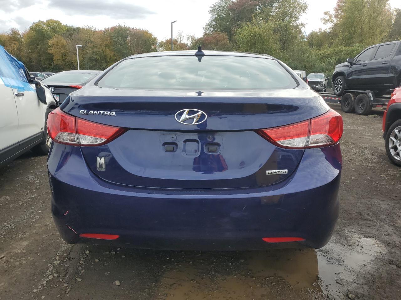 2013 Hyundai Elantra Gls - Фото 6