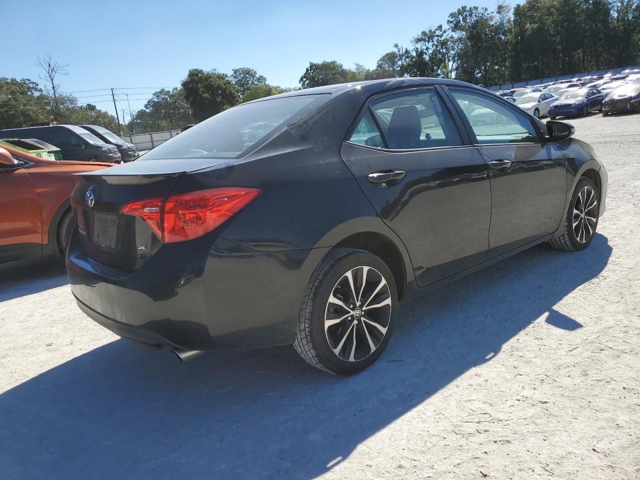 2017 Toyota Corolla L - Фото 3