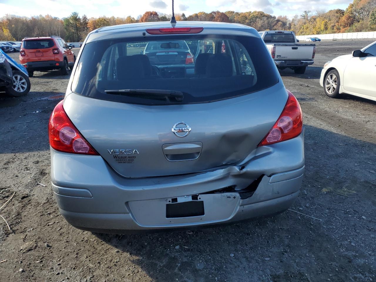 2011 Nissan Versa S - Image 6