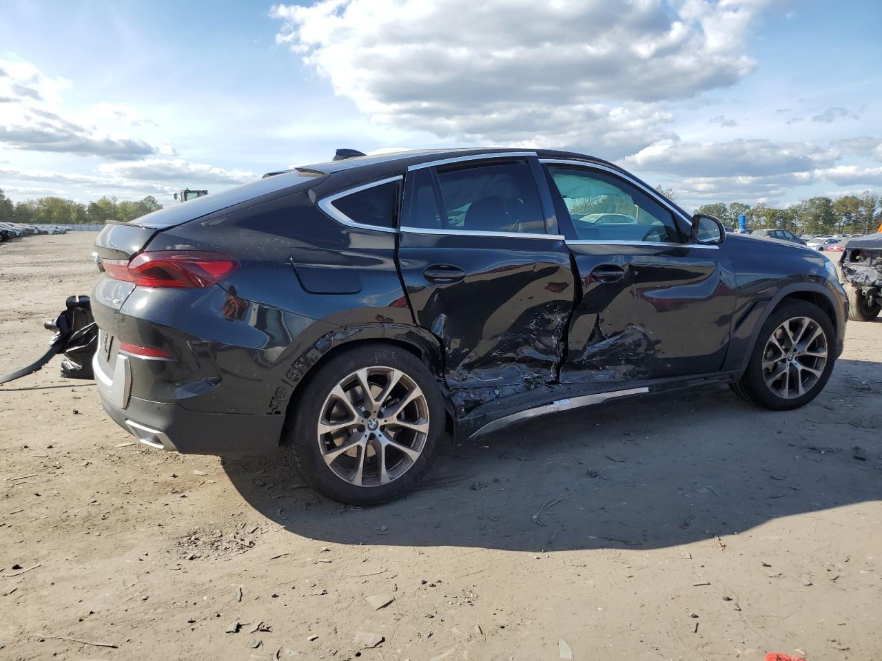 2022 BMW X6 xDrive40I - Image 3