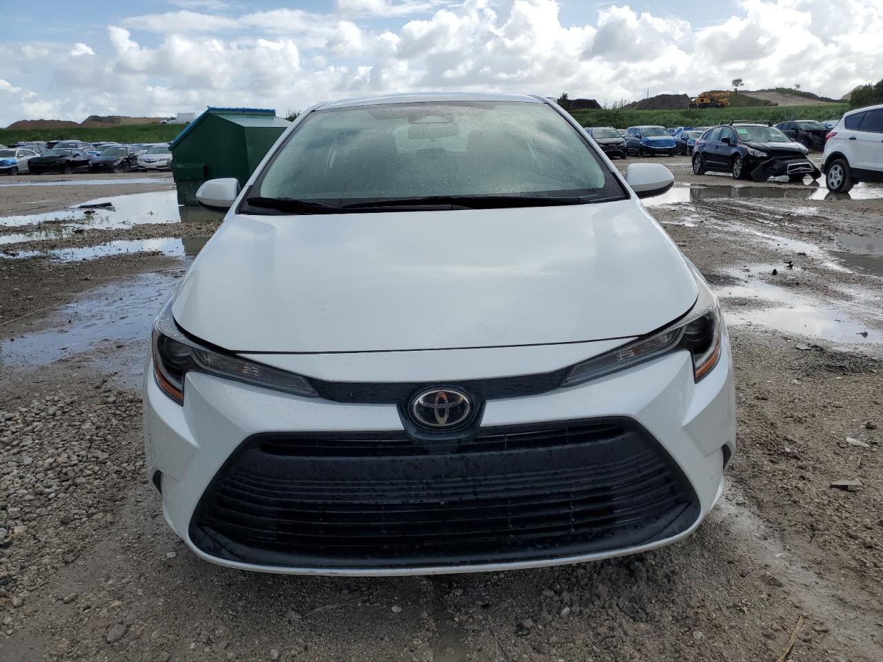 2023 Toyota Corolla Le - Фото 5