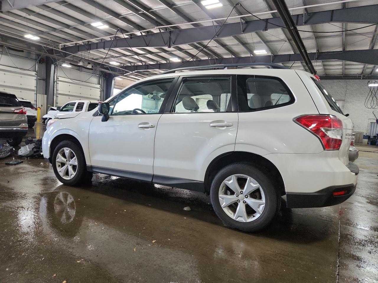 2015 Subaru Forester 2.5I - Image 2