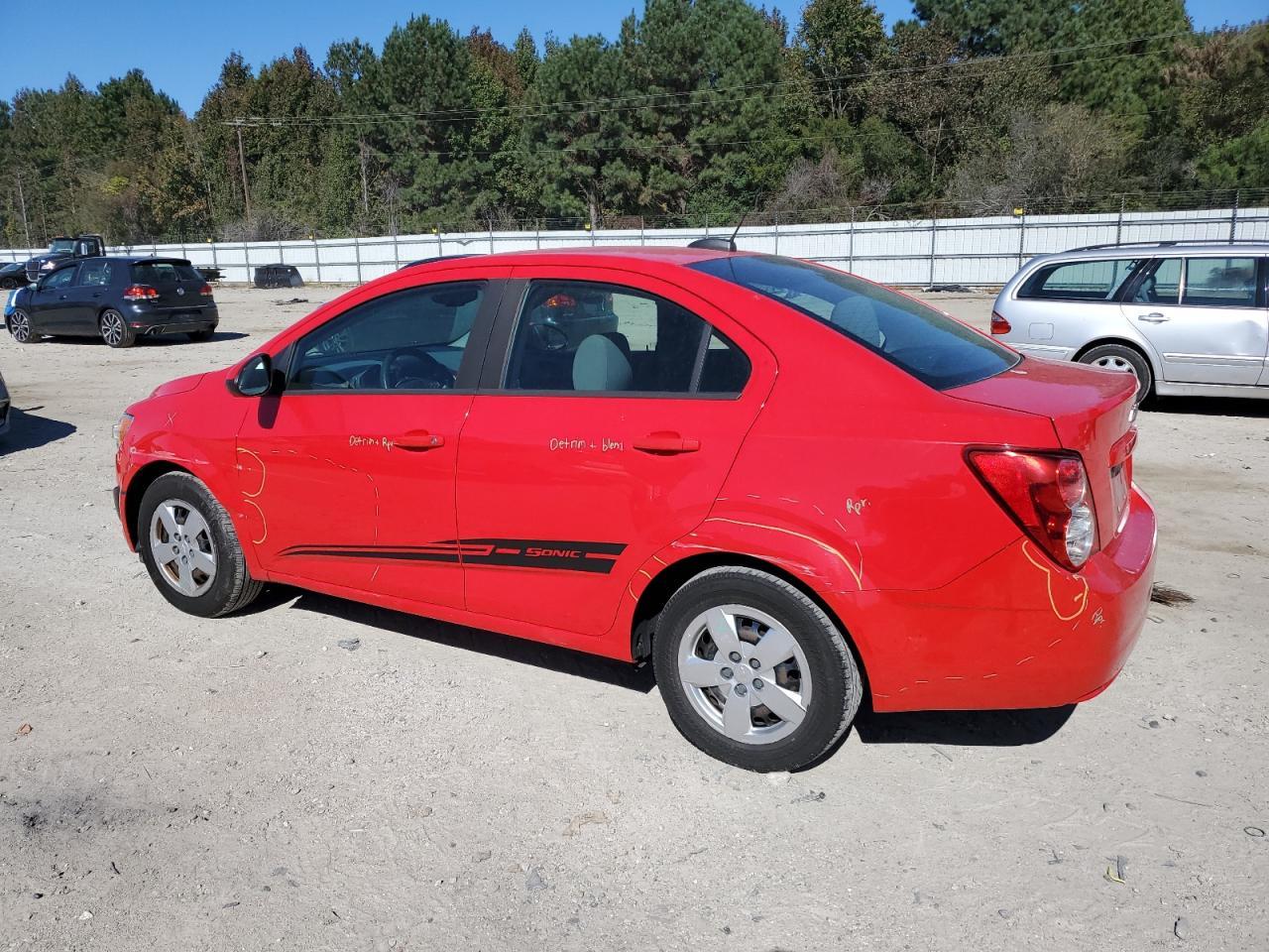 2015 Chevrolet Sonic Ls - Фото 2